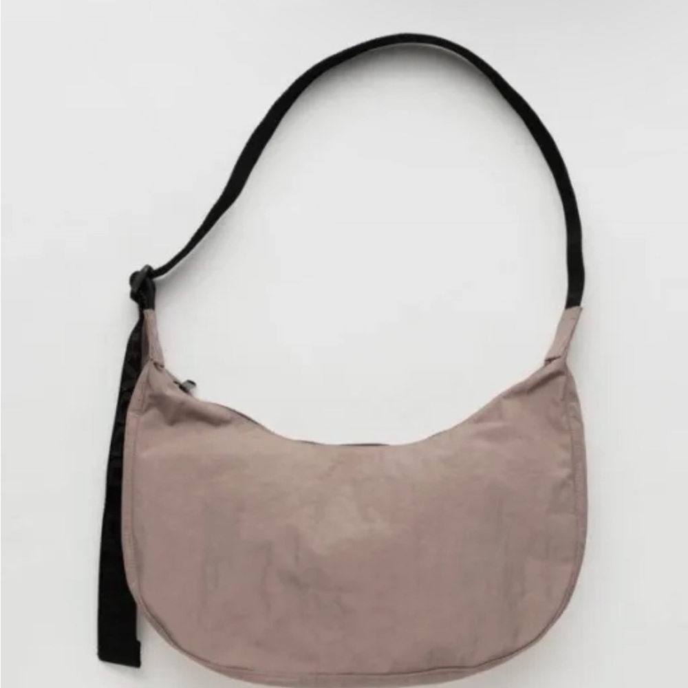Baggu Medium Crescent Bag Taupe